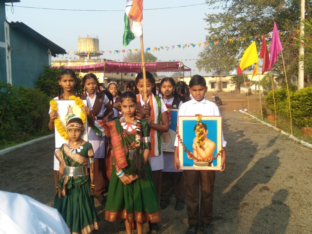 सुआ, करमा, राउत नाचा, देश भक्ति गीत की प्रस्तुति के साथ मना सरस्वती शिशु मंदिर में गणतंत्र दिवस, बच्चों ने किया आकर्षक नृत्य